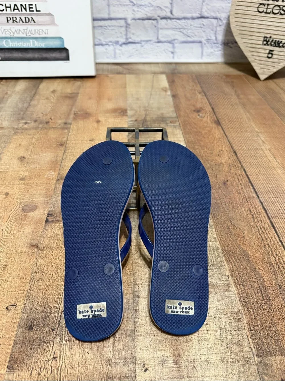 Kate Spade NY Flip Flops Pink Blue Palm Trees Bow Nova Thong Sandals Lightweight